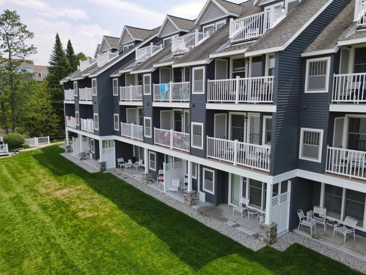103 North Shore Inn Traverse City Exteriör bild