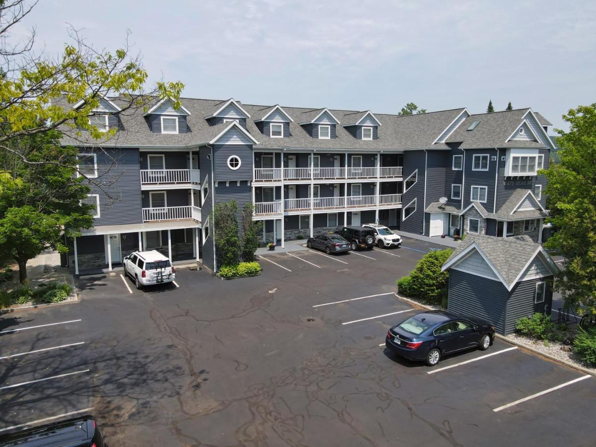 103 North Shore Inn Traverse City Exteriör bild